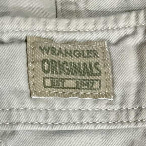 Wrangler Originals Light Beige Shorts Sz 34 - Picture 6 of 12